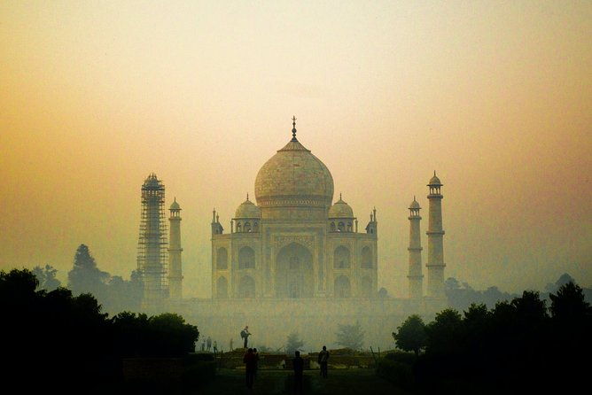 Agra Sightseeing Tour - The Itinerary in Detail  