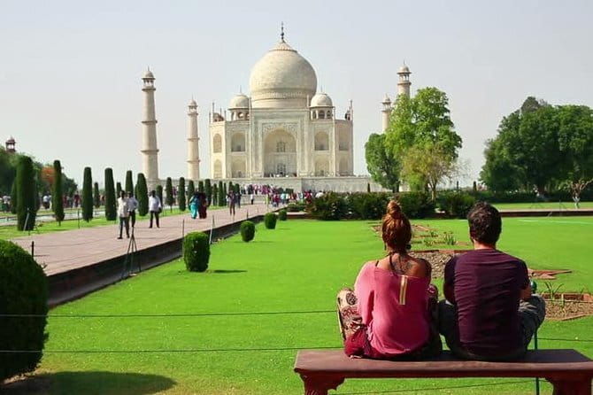 Agra: Taj Mahal and Agra Fort Private Guided Half-Day Trip - Detailed Breakdown of the Itinerary