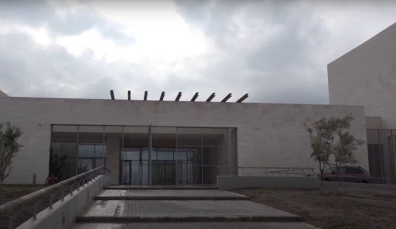 aigai-polycentric-museum-royal-graves-e-ticket-with-audio