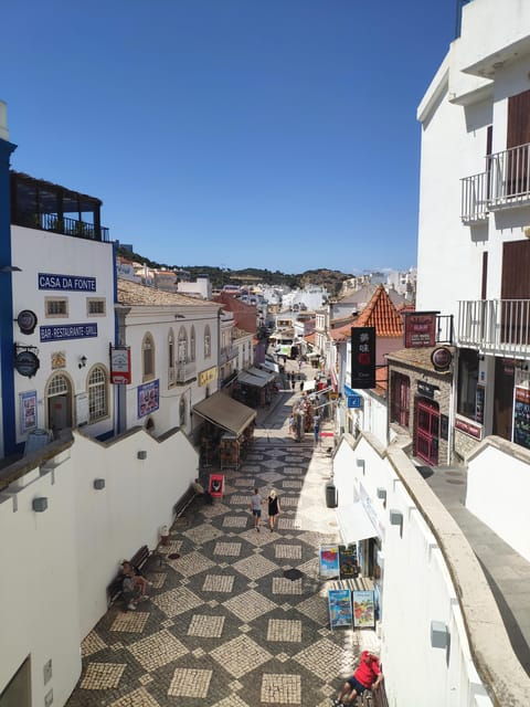 albufeira-city-highlights-wine-tasting