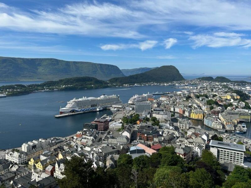 alesund-giske-and-godoy-islands-guided-sightseeing-tour