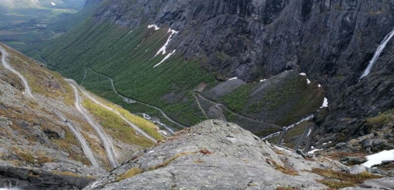 andalsnes-trollstigen-trollwall-audio-guide-bus-tour