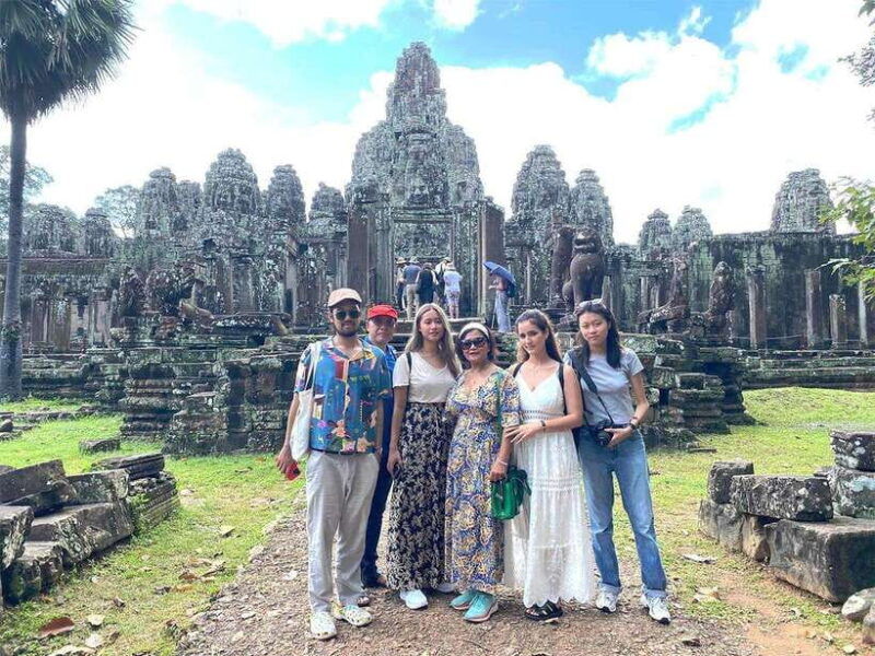 angkor-wat-sunrise-tuk-tuk-tour-breakfast
