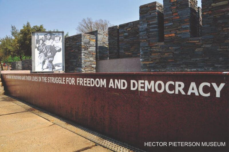 apartheid-museum-soweto-tour