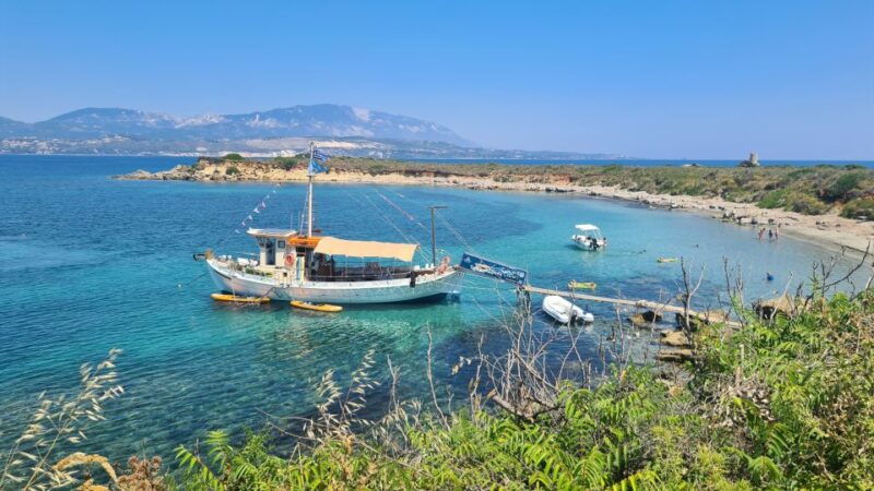 argostoli-full-day-traditional-boat-cruise-with-lunch