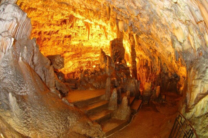 argostoli-melissani-drogarati-cave-tour-with-wine-tasting