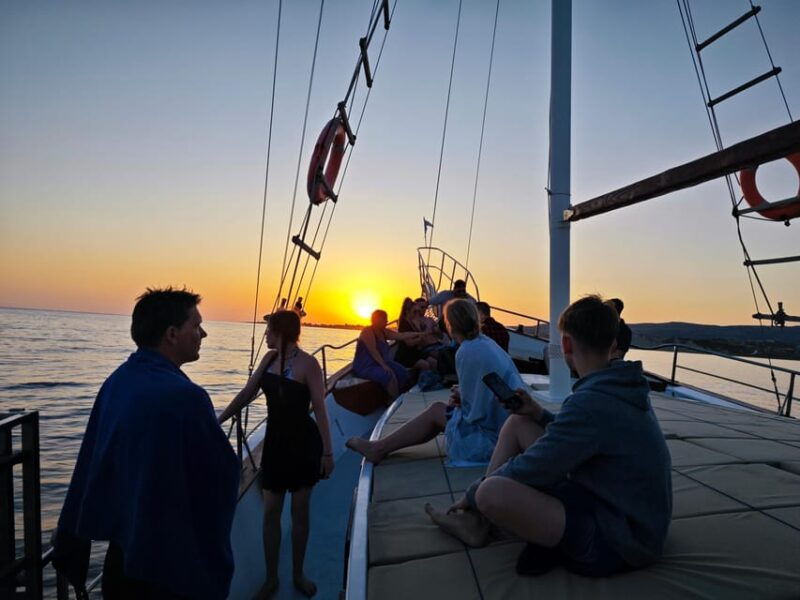 argostoli-sunset-cruise-with-food-drinks