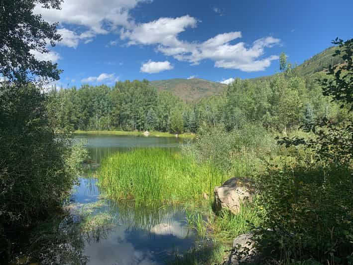 aspen-guided-light-hike-with-roaring-fork-river-views