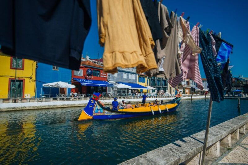 aveiro-in-the-heart-typical-boat-ride-in-aveiro