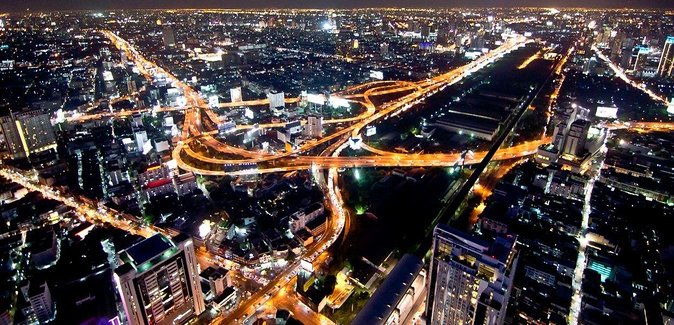 Baiyoke Sky Dinner Experience with Observation Deck Access - The Dining Experience in Detail