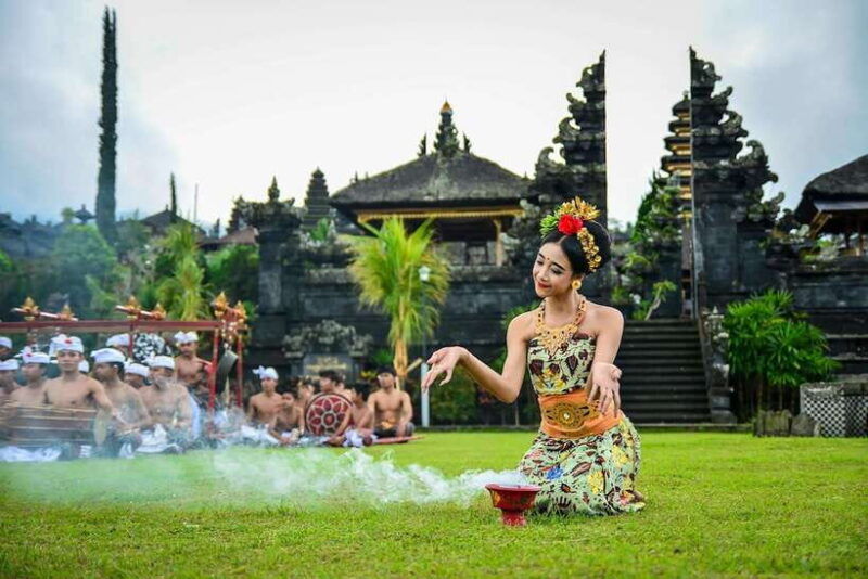 bali-besakih-great-temple-penglipuran-village-day-tour