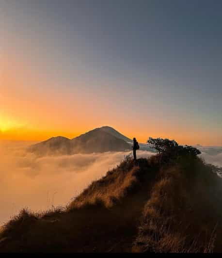 bali-guided-batur-volcano-summit-hiking-tour-with-brekfast