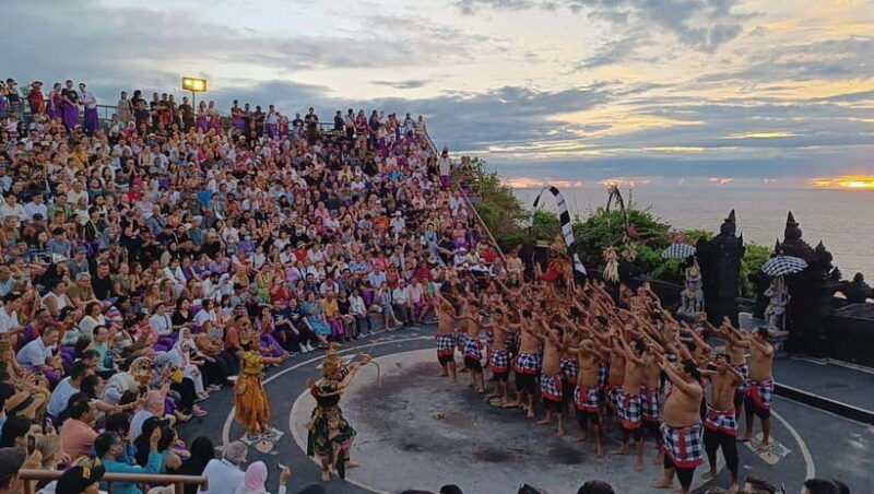 bali-half-day-uluwatu-sunset-with-kecak-dance-and-dinner