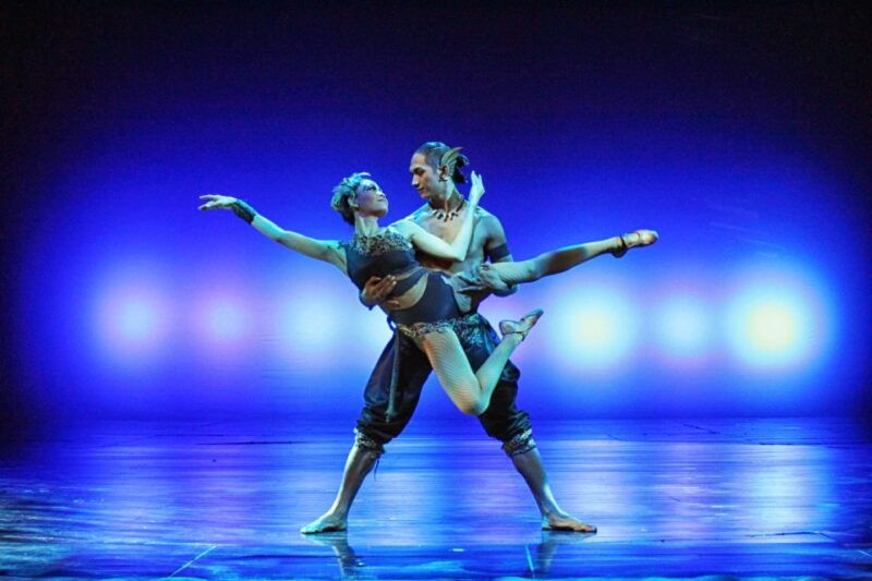 bali-nusa-dua-theatre-devdan-show-tickets