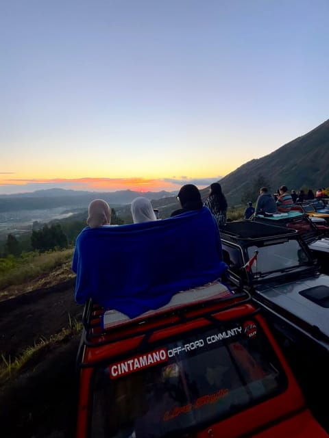 bali-sunrise-jeep-mount-batur-with-breakfast-and-lava-tour