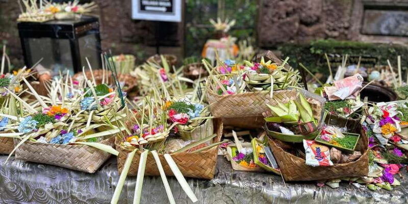 balinese-spiritual-cleansing-by-traditional-method
