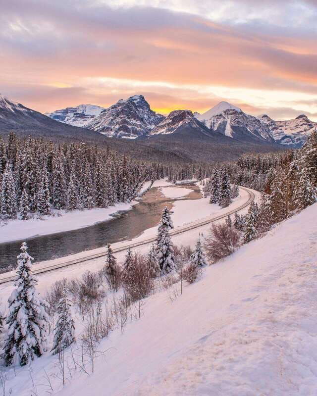 banff-private-full-day-tour-lake-louise-gondola-more