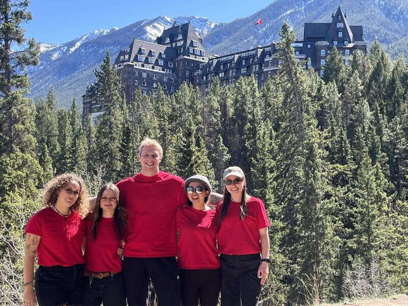 banff-town-guided-town-walking-tour-with-snack