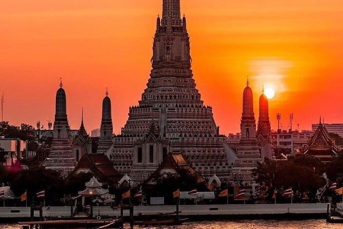 Bangkok : Sunset Food tour by Tuk Tuk boat with big Buddha view - A Deep Dive into the Tour Experience