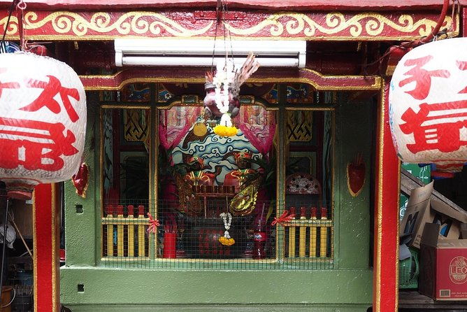 "Bangkok Walking Hopping Tour" show citys historic sights are located. - The Sum Up