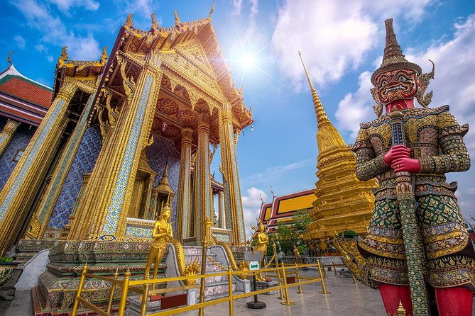 Bangkok's Best Temple Emerald Buddha with Royal Grand Palace Tour - FAQ