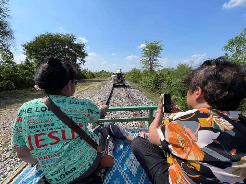 battambang-bamboo-train-and-bat-cave-from-siem-reap