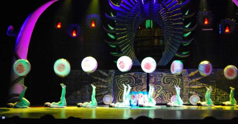 beijing-night-tour-of-acrobatics-show-including-transfer