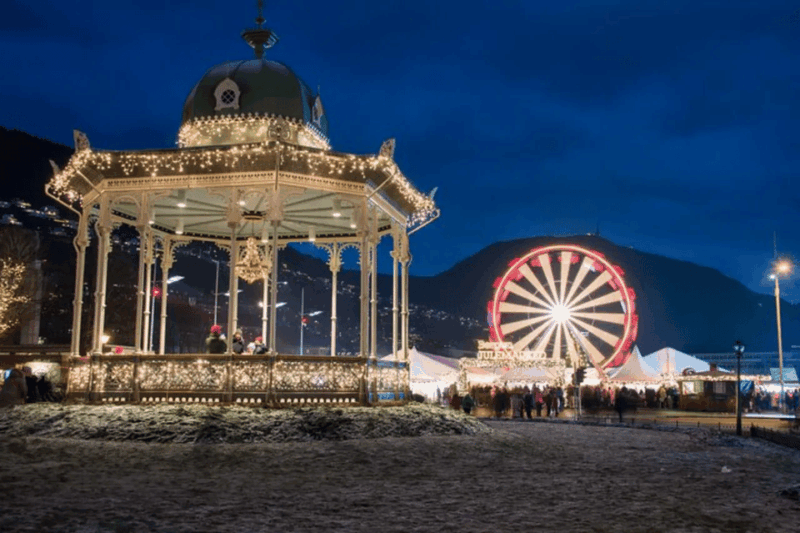 bergen-christmas-market-and-city-highlights-walking-tour