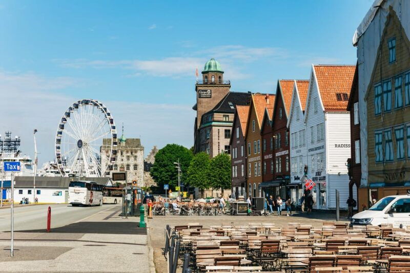 bergen-past-present-small-group-guided-walking-tour