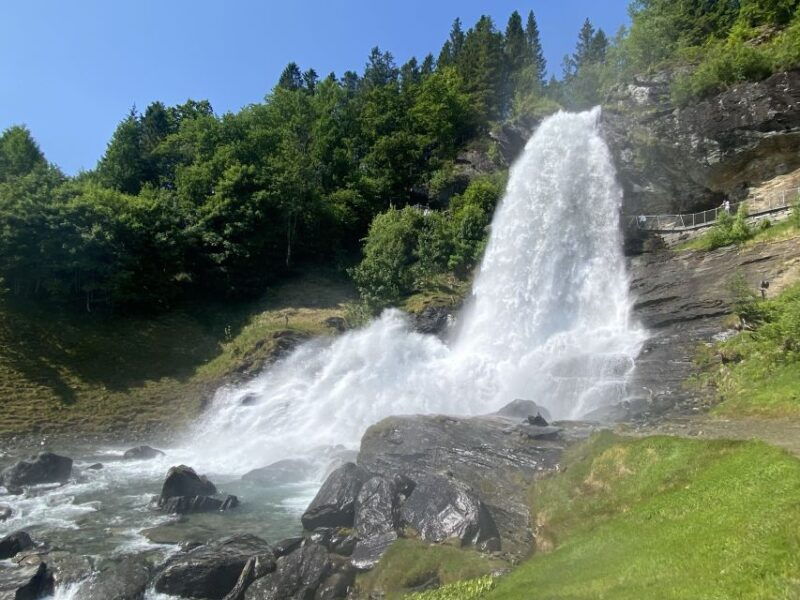 bergen-waterfalls-of-hardangerfjord-guided-tour