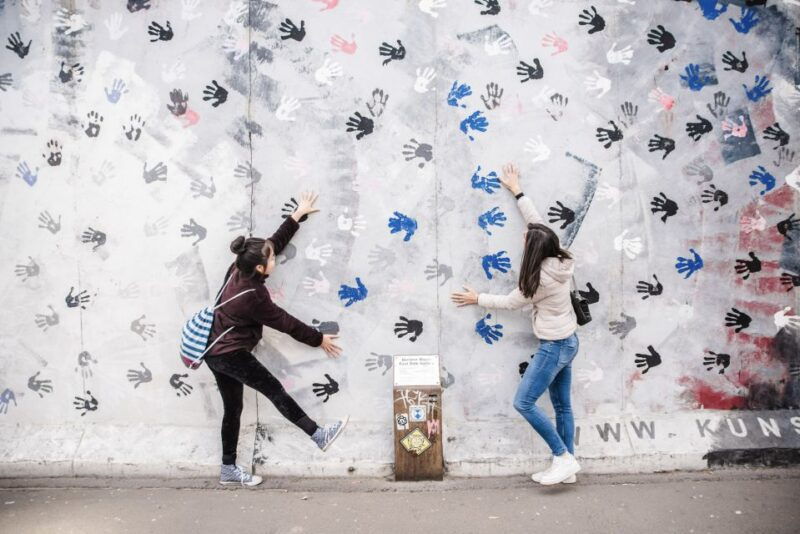 berlin-city-on-a-budget-walking-tour-with-local