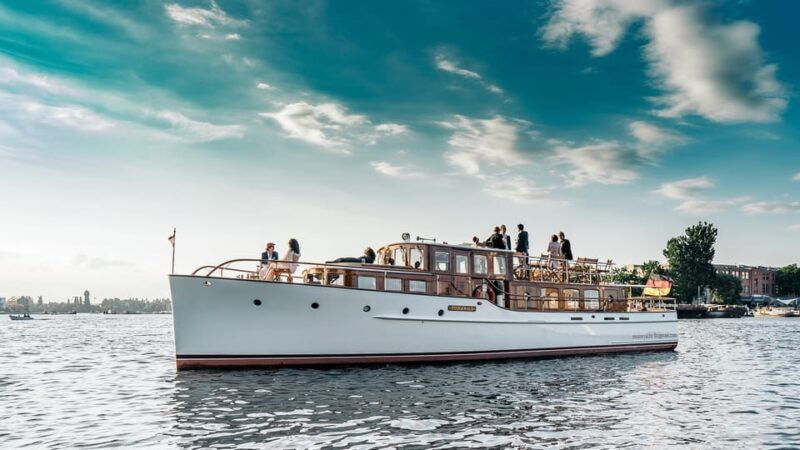berlin-evening-yacht-cruise-with-aperitif-optional-dinner
