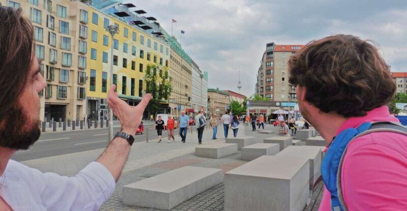 berlin-historical-sights-berlin-wall-tour-with-a-berliner