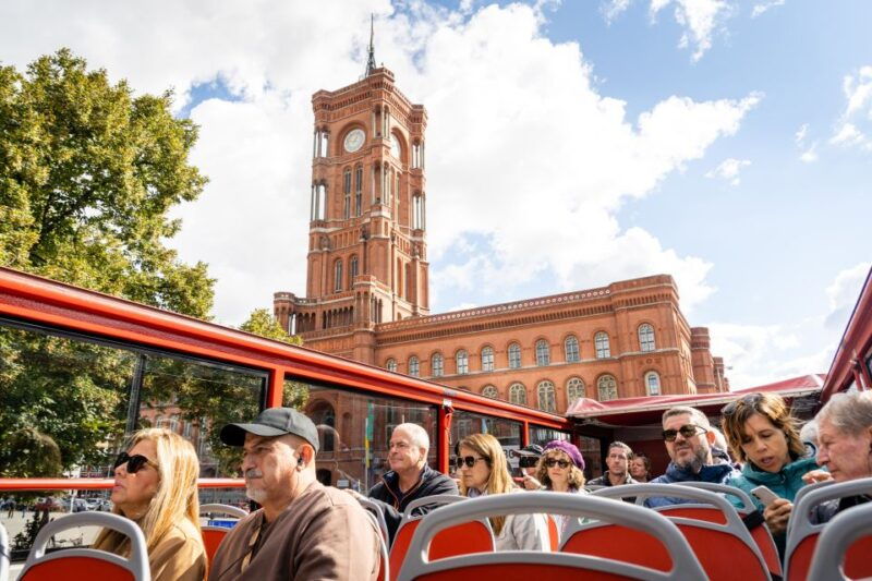 berlin-hop-on-hop-off-bus-the-berlin-dungeon