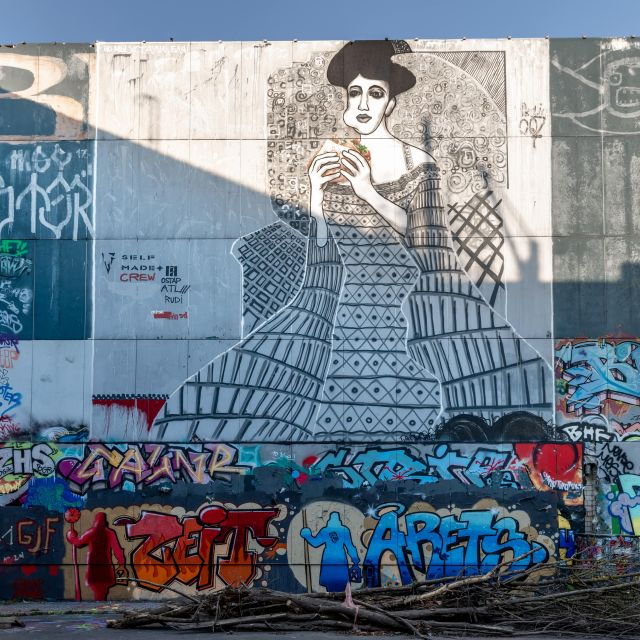 berlin-listening-station-teufelsberg-tour-with-transfer