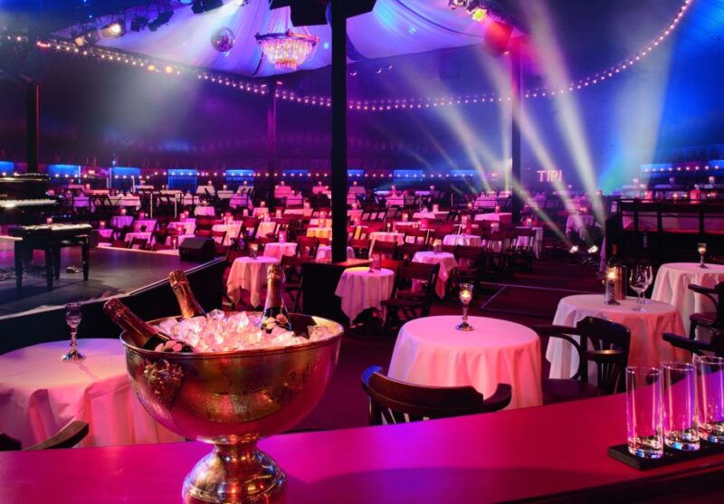 berlin-show-at-the-tipi-am-kanzleramt