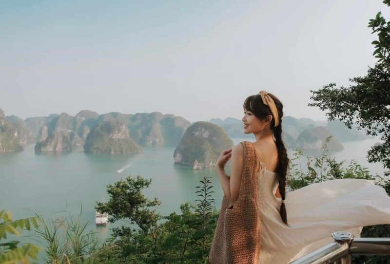 best-price-ha-long-bay-day-trip-with-kayaking-and-cave-visit