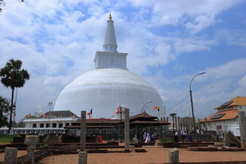 beyond-beaches-4-day-trip-into-sri-lankas-cultural-heart