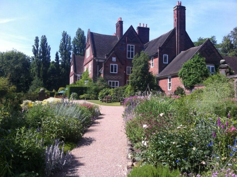 birmingham-winterbourne-house-and-garden-admission-ticket