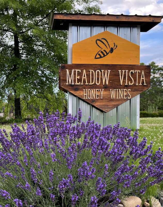 blossoms-bites-springtime-meadery-luncheon-for-two-kelowna