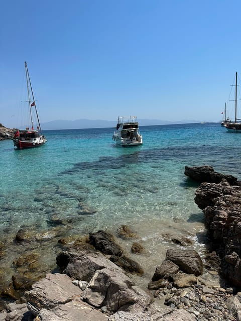 bodrum-private-motoryacht-tour-with-swimming-stops-lunch
