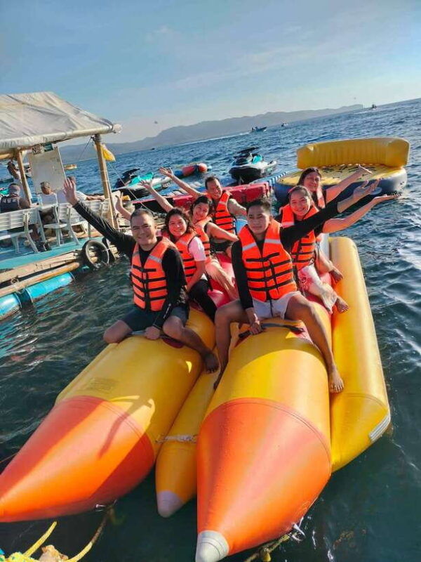 boracay-banana-boat-ride-2