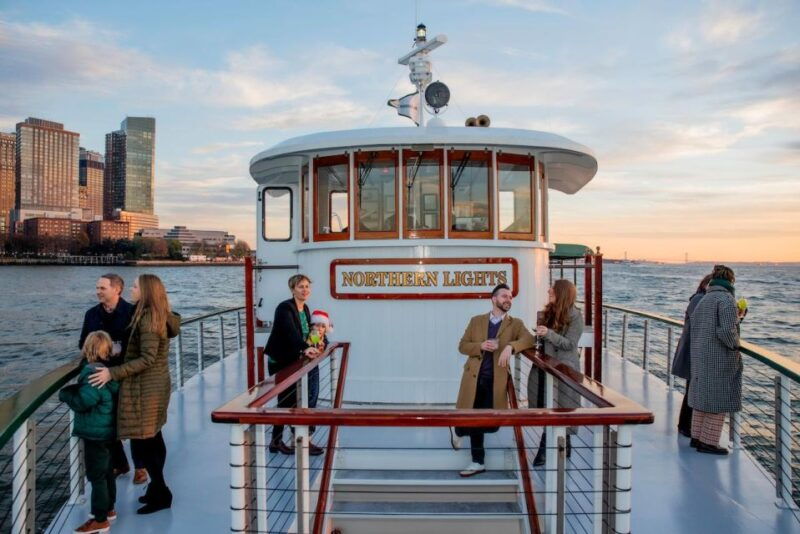 boston-cocoa-and-carols-holiday-cruise