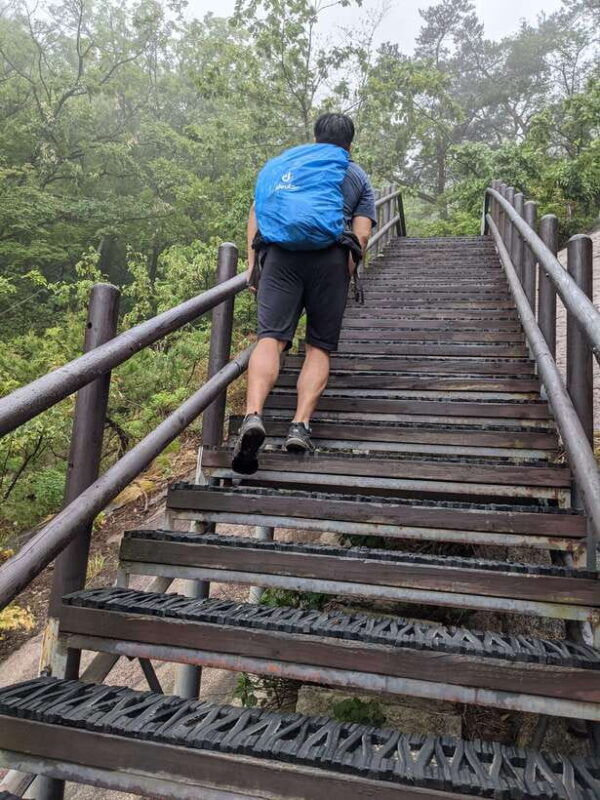 bukhansan-national-park-the-summit-course