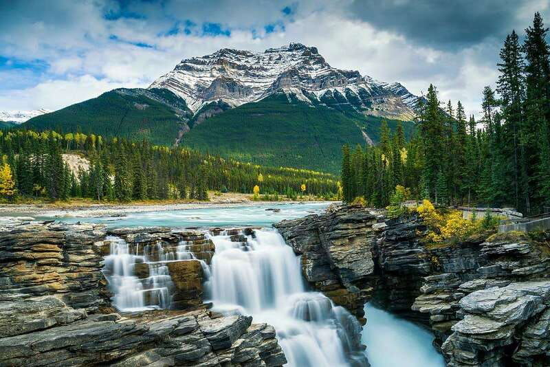 calgary-banff-to-emerald-lake-lake-louise-johnston-canyon