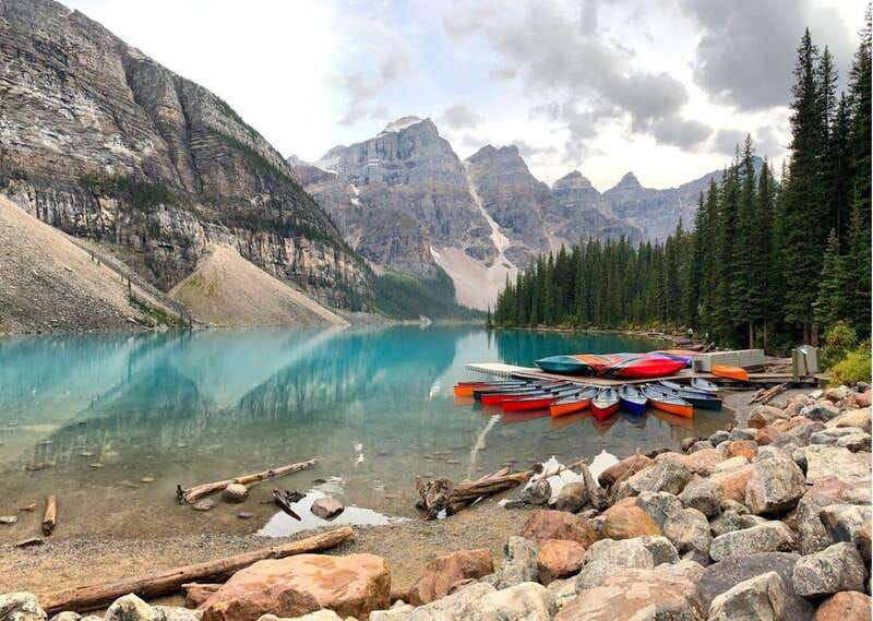 calgary-louise-moraine-emerald-lake-with-marble-canyon