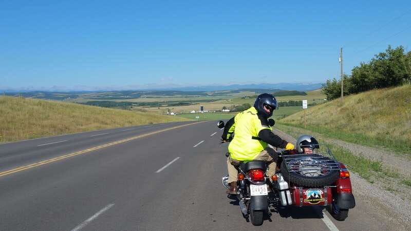 calgary-sidecar-motorcycle-tour-of-rocky-mountain-foothills