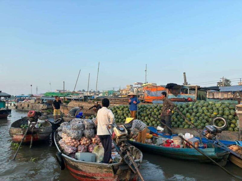 can-tho-floating-market-canal-cacao-farm-mekong-life