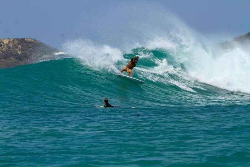 canggu-surf-group-lesson-for-beginner