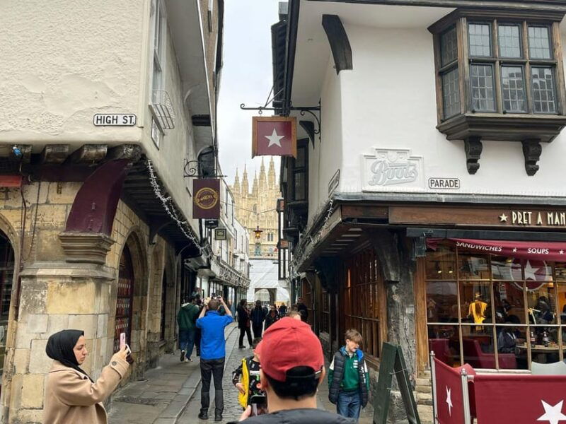 canterbury-private-2hr-walking-tour-with-a-blue-badge-guide